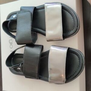 A7EIJE Black & Silver Strappy Sandals - Size 7.5, Pre-Owned (No Box)